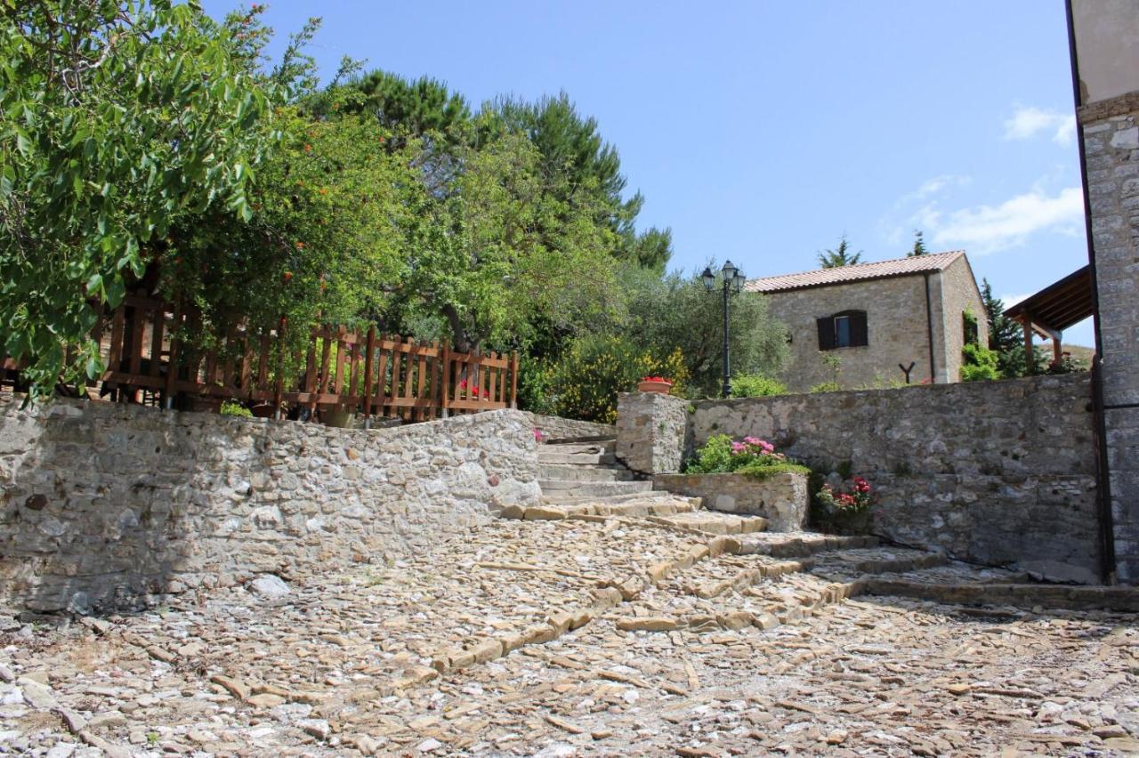 Sant'agata Piana Degli Albanesi